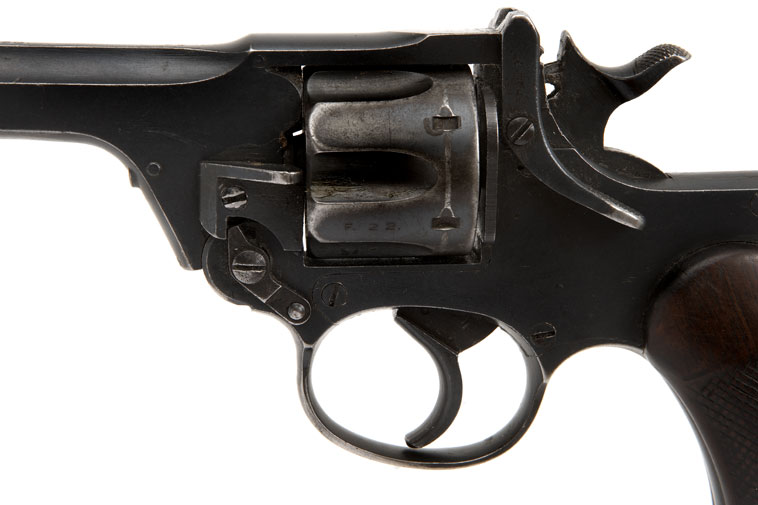 deactivated_enfield_revolver